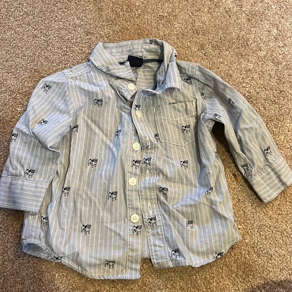 Baby gap 6-12 month button down long sleeve